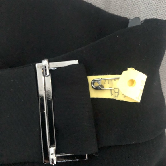 CACHE HOST PICK black pants. Unique sexy slit on one front leg and one back leg. - Picture 9 of 16